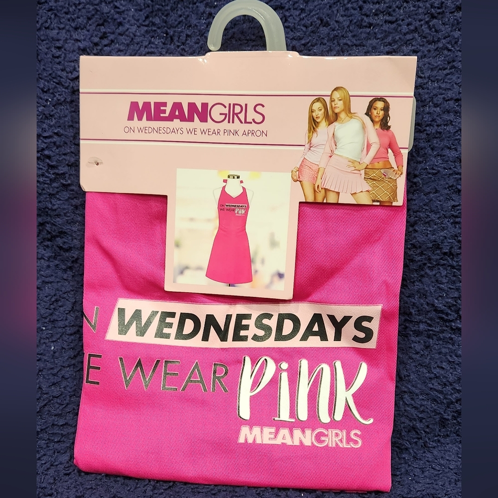 NWT Mean Girls adult pink apron